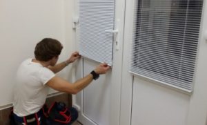 Установка рулонных жалюзи в Волгограде
